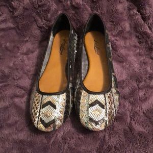 Multi color metallic flat